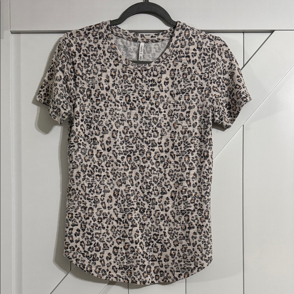 Z Supply Leopard Print Tee XS